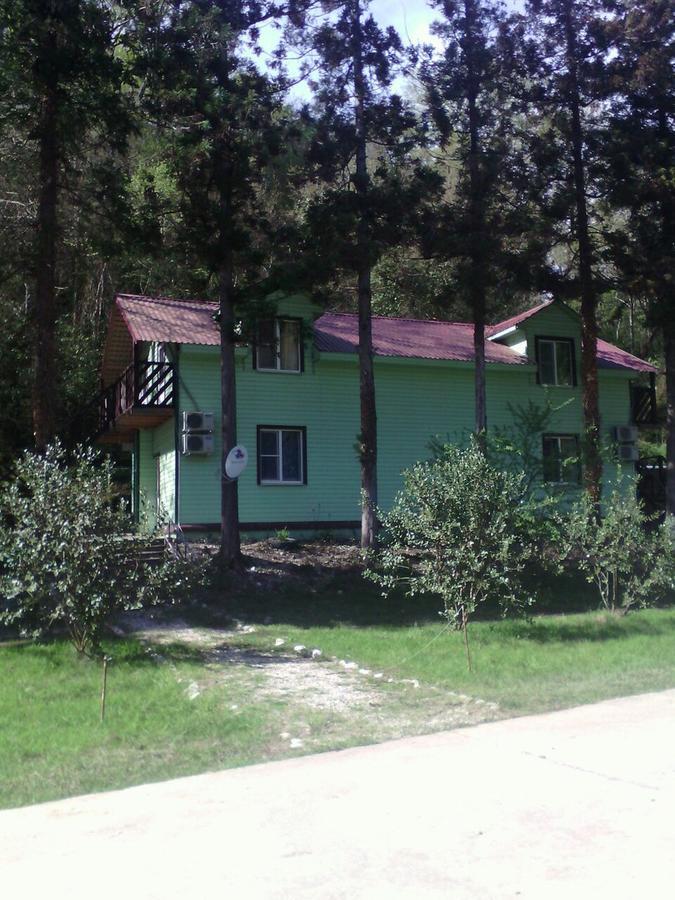 Золотая Бухта База Отдыха Pizunda Exterior photo